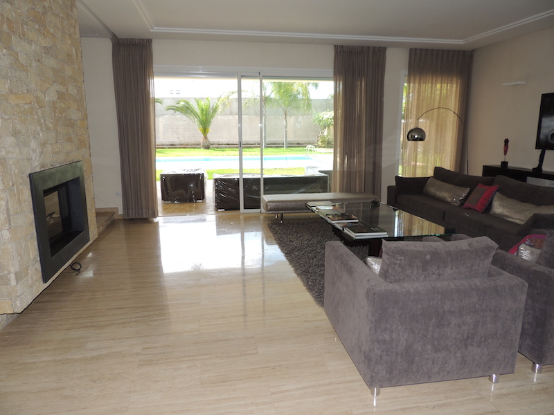 Villa moderne avec piscine et tout confort  beaux quartier de Rabat