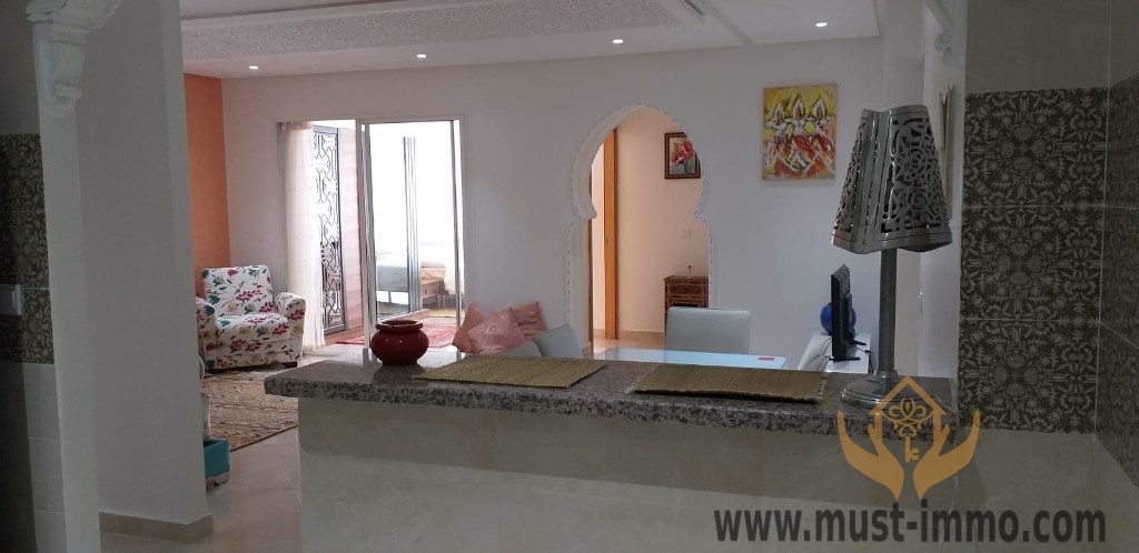 Tanger centre ville : Très bel appartement ensoleillé à louer