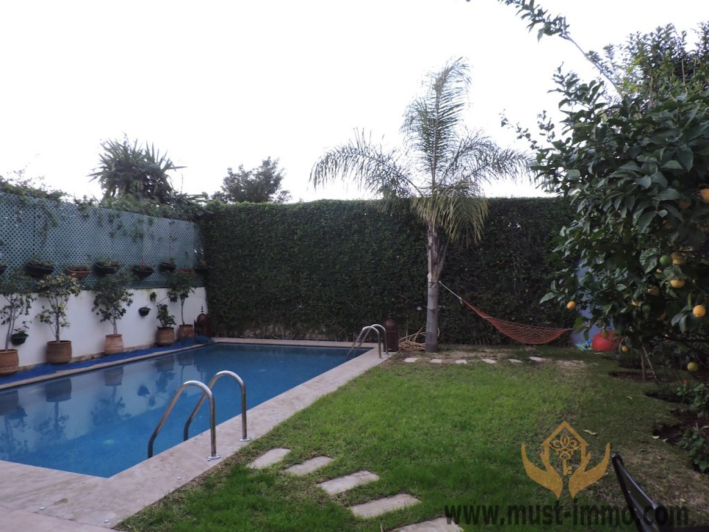 Casablanca, Californie : villa avec piscine dans résidence sécurisée à vendre