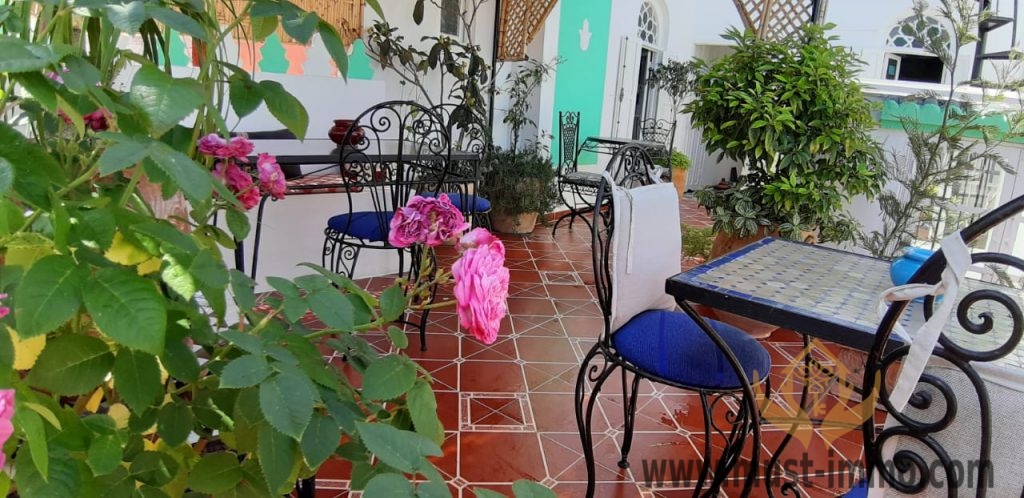 Tanger, médina : très belle maison d’hôtes à vendre vue mer