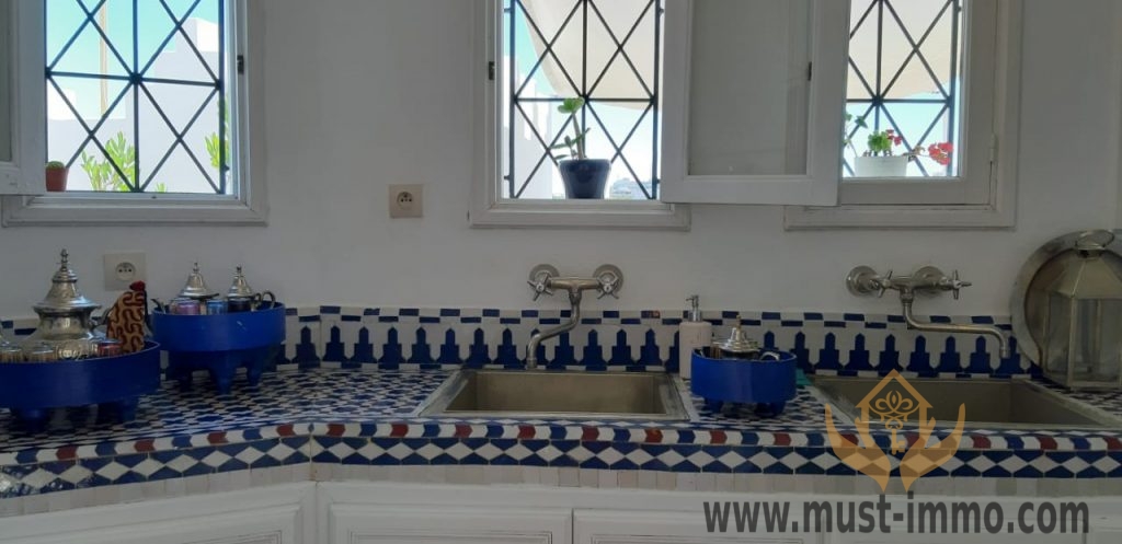 Kasbah de Tanger, magnifique maison d’hôtes vue mer à vendre