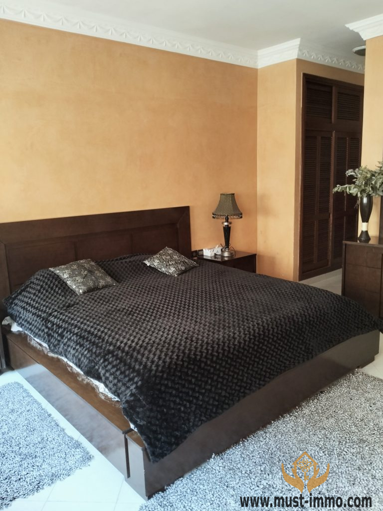 Duplex à vendre dans une résidence familiale à Tanger
