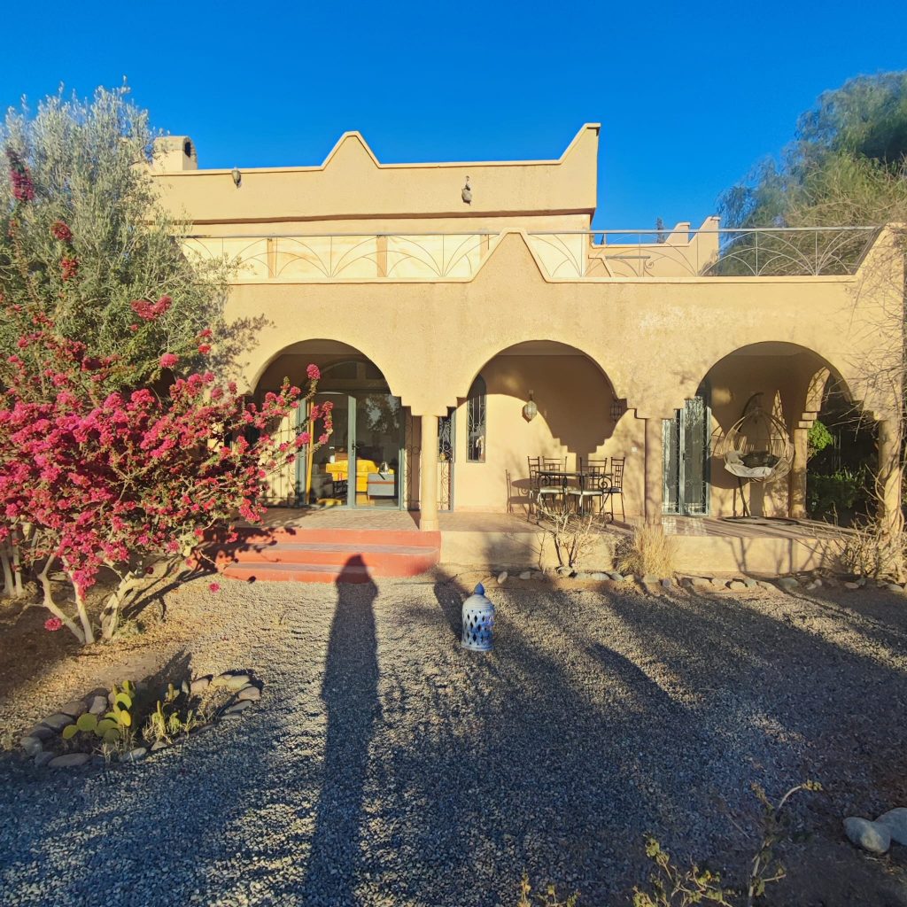 À Vendre – Villa avec Vue Montagne, Jardin et Piscine, Taroudant