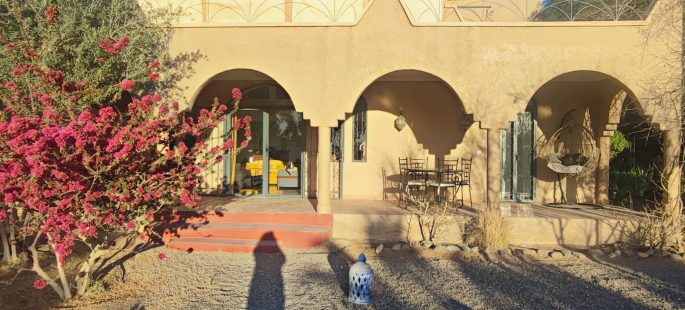 À Vendre – Villa avec Vue Montagne, Jardin et Piscine, Taroudant
