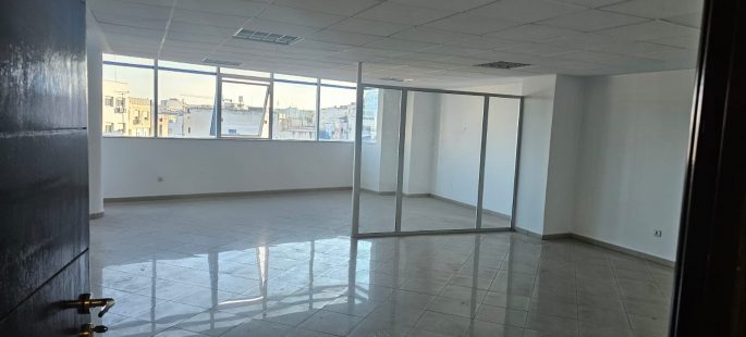 Bureau a loué, centre ville de Tanger