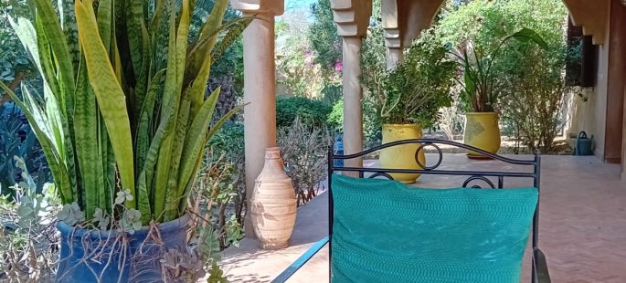 À Vendre – Villa avec Vue Montagne, Jardin et Piscine, Taroudant