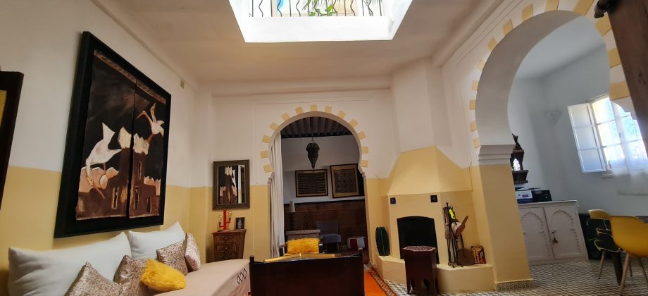 Riad a vendre à Marchan, patio lumineux et terrasse vue mer, Tanger